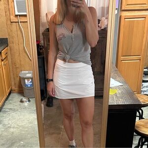 Ralph Lauren pleated four way stretch golf skort white size small